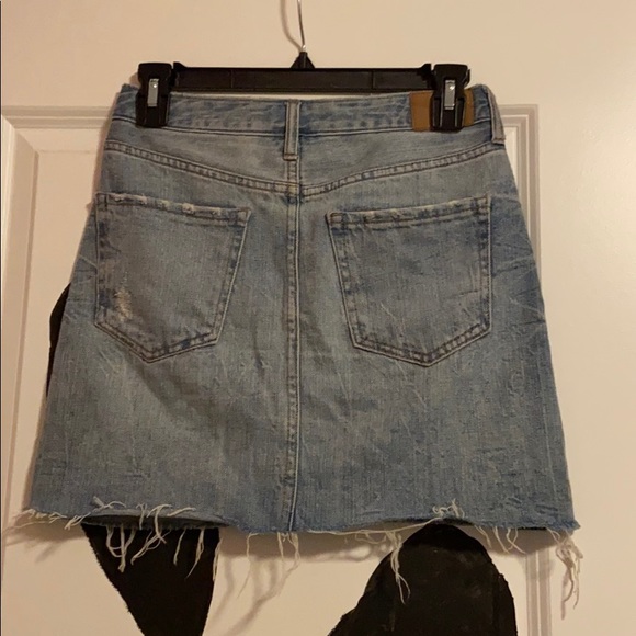 Aeropostale distressed denim mini skirt - Picture 2 of 3